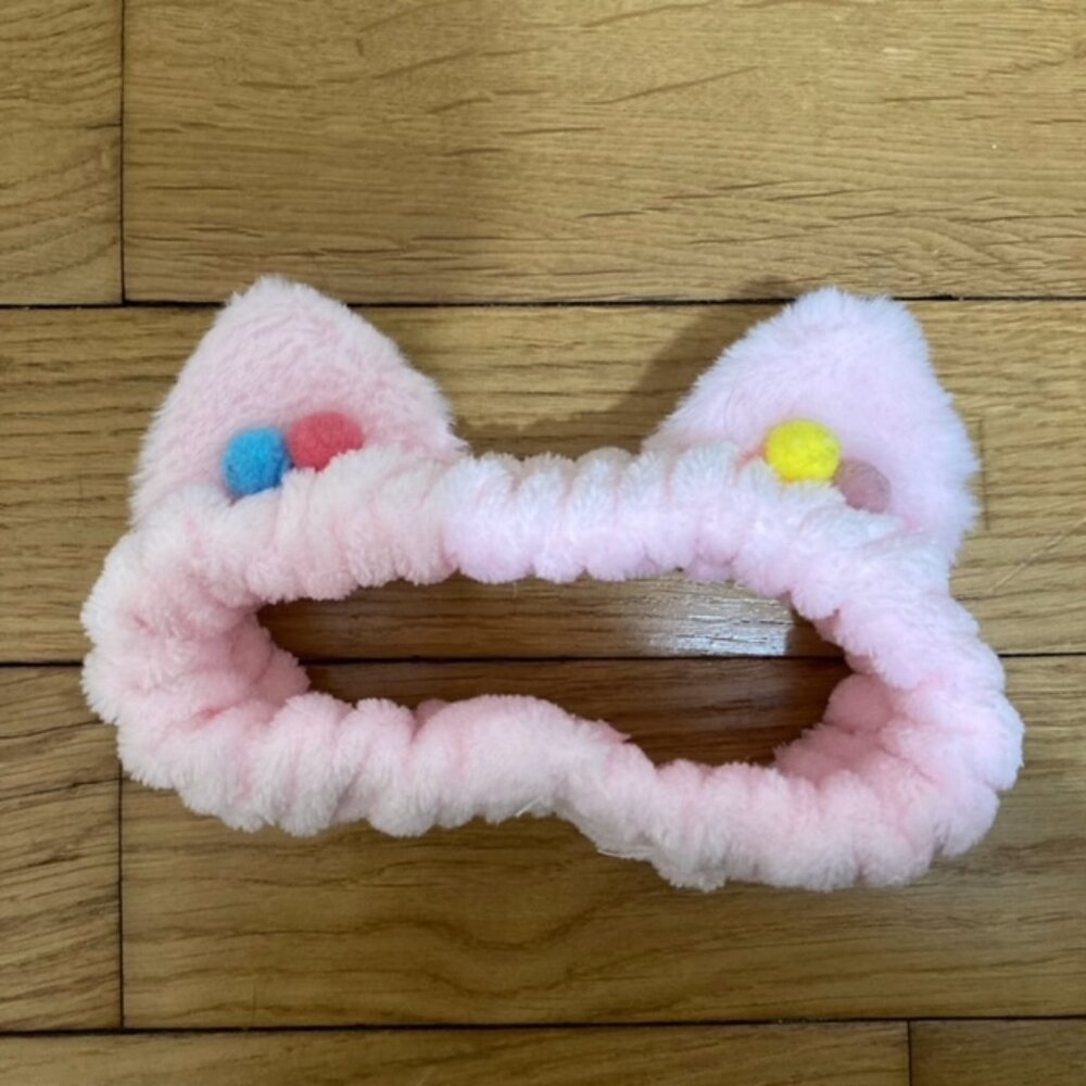 Makeup or Spa Pink Hair Head Band to Wash Face